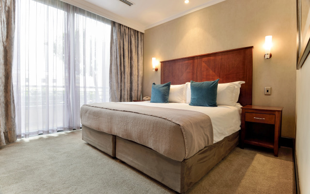 Raphael Penthouse Suites
