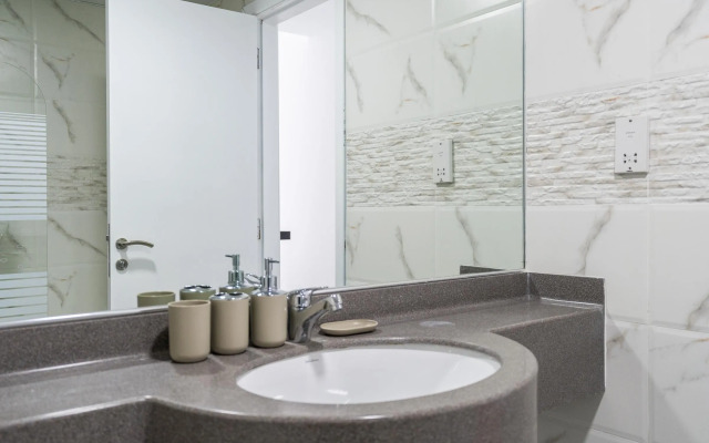 Stunning 4 Bedroom in Dubai Marina Apartments