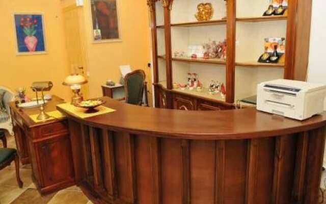 Albergo Roses