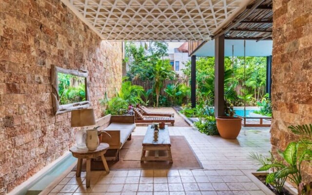 Marquez II Manor Tulum By Sandy Powerful