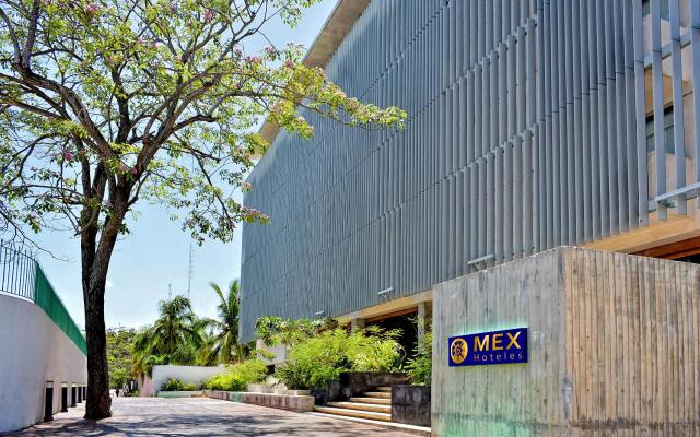 Отель Mex Hoteles Cancún Centro