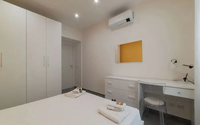 JOIVY Delightful 3-bed Flat with Balcony