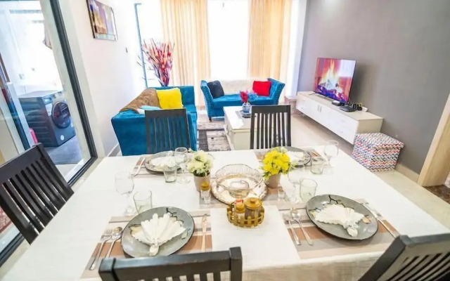 Lux Suites Urban Oasis Apartments