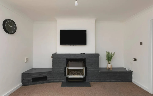 Skyvillion - 3bed Home W Grdn For A Family Getaway