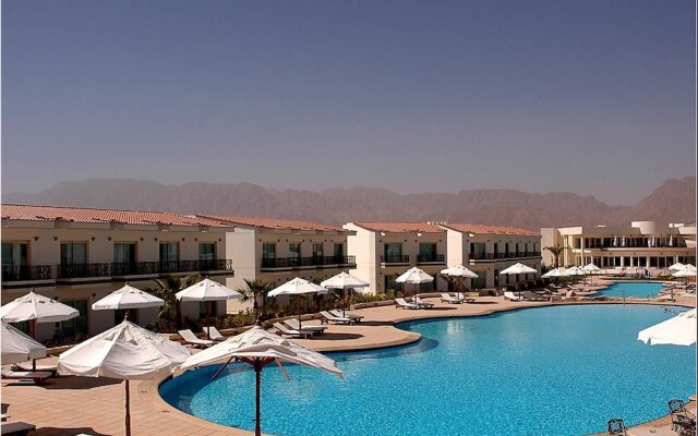 Elaria Beach Resort
