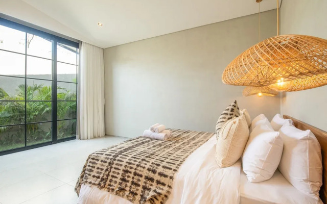 Villa Serai 5br to the Beach