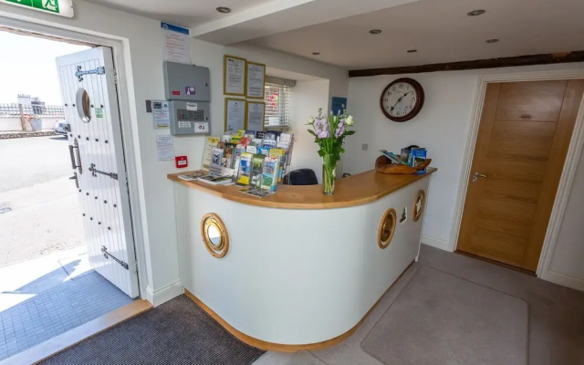 Porthole Suites
