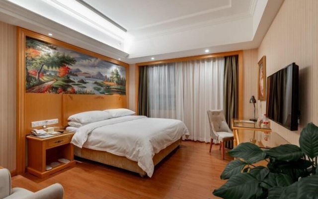 Vienna Hotel (Yueyang Linxiang Government Affairs Center) – Guest Rooms – Yueyang