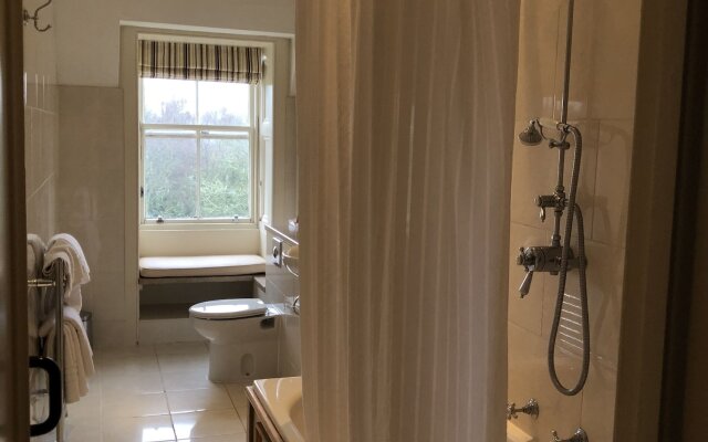 Dryburgh Abbey Hotel