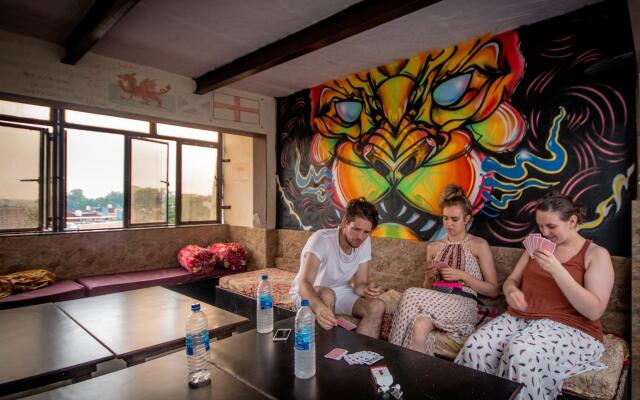 Friends Guest House & Hostel