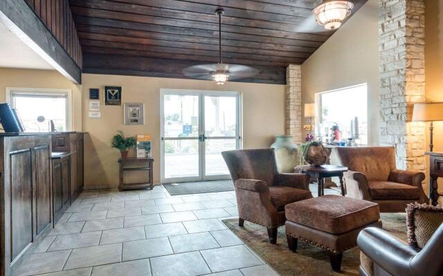 Motel 6 Junction, Texas - Llano River