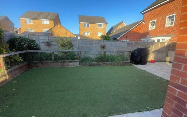 Bristol Bliss Apartment - Patchway Retreat