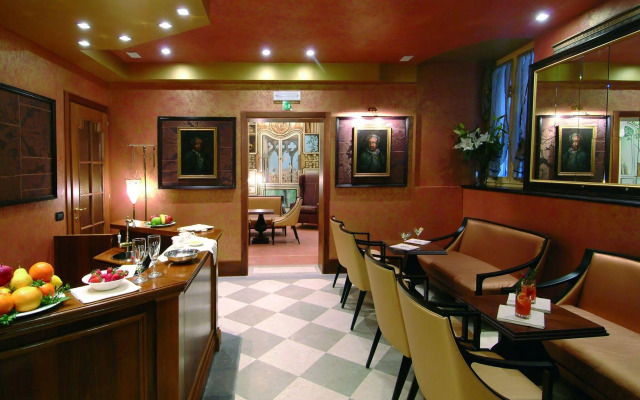 Hotel Dei Dragomanni