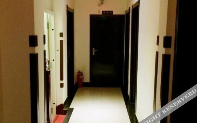 Yuyue Express Hostel