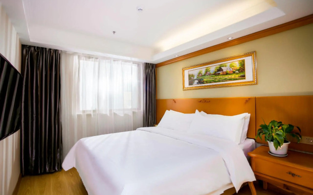 Vienna Hotel (Tongliao Development Zone)