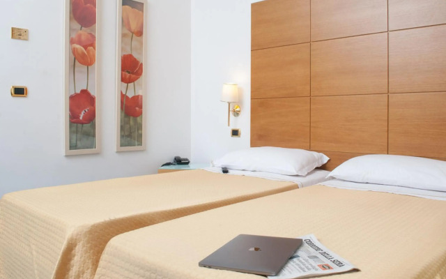 City Hotel