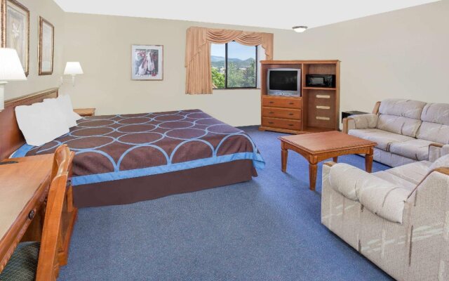 Super 8 by Wyndham Ashland