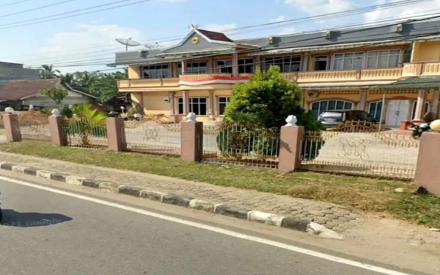 OYO 91097 Hotel Atika