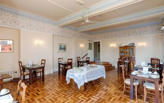 Sefton Court