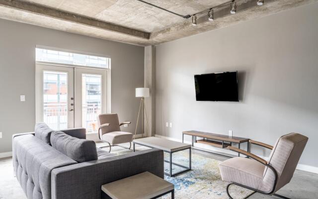 Austin Boutique 1BD 1BA Downtown Apartment