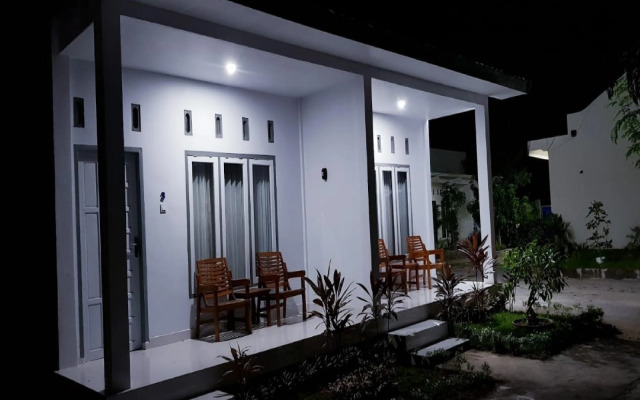 RedDoorz near Pantai Timba Batu Lombok