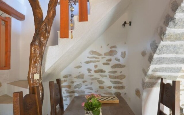 The Traditional Homes of Crete - Almond Tree Villas