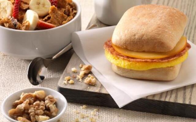 Home2 Suites by Hilton Joplin, MO