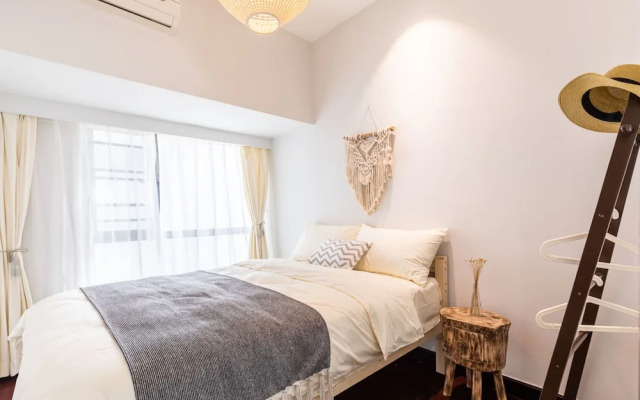Locals Boutique Apartment Huafa Plaza 6