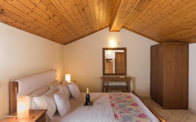 Corfu Villa Kokkini with swimming pool