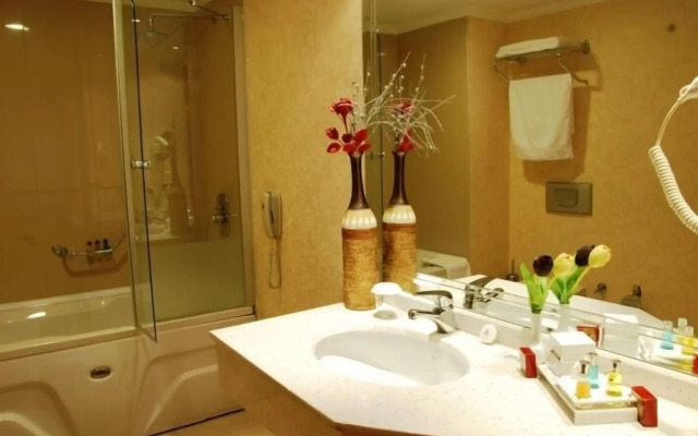 Grand Simay Hotel