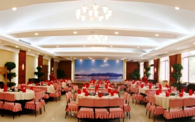 Hotel Three Gorges Project