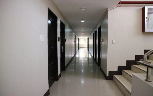Gateway 21 Hotel and Dormitel