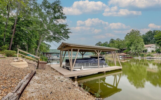 Lakefront Hot Springs Vacation Rental w/ Dock!