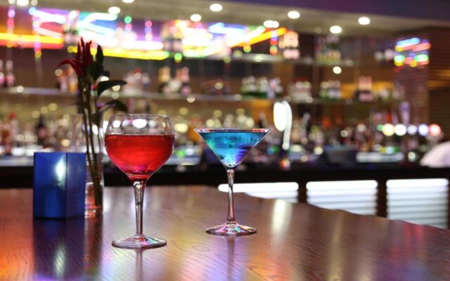 Renaissance London Heathrow Hotel