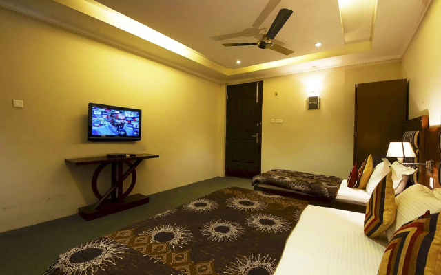 Hotel City Centre – Guest Rooms – Delhi