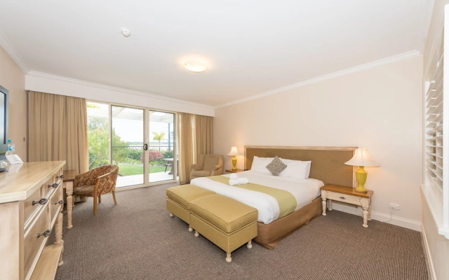 Harrington River Lodge