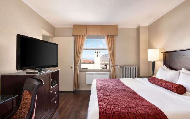 The Plaza Hotel Downtown, Trademark Collection by Wyndham