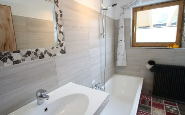 Modern Apartment Near Lake in Maria Alm