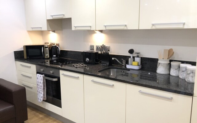 Platinum 2 Bedroom Apartment by Creatick