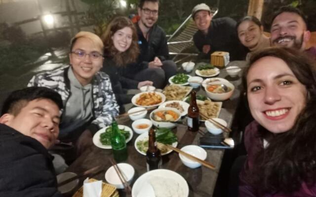 Sapa Jungle Pub  Homestay