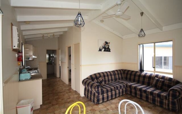 Amaroo Resort
