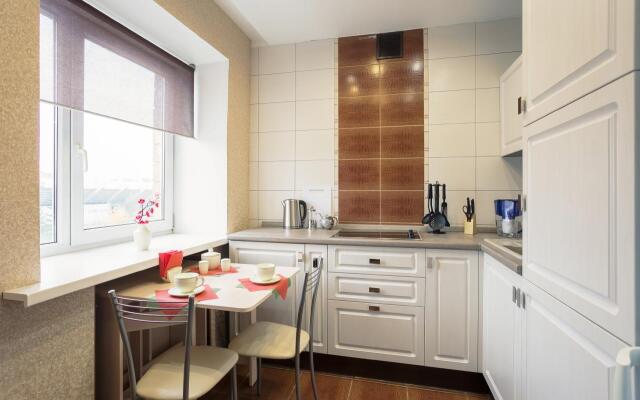 Пять звезд на Ленина 91