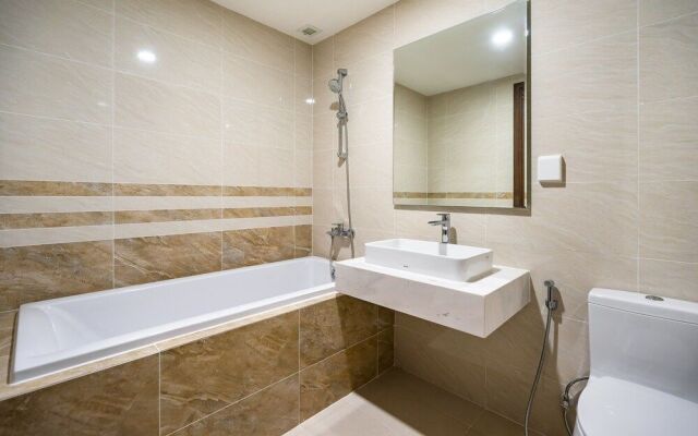 Nomadhome Royal Suite Condotel