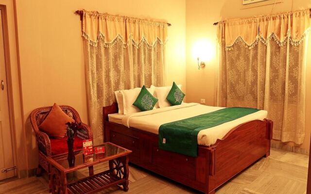 OYO 2335 Apartment Lakeplace