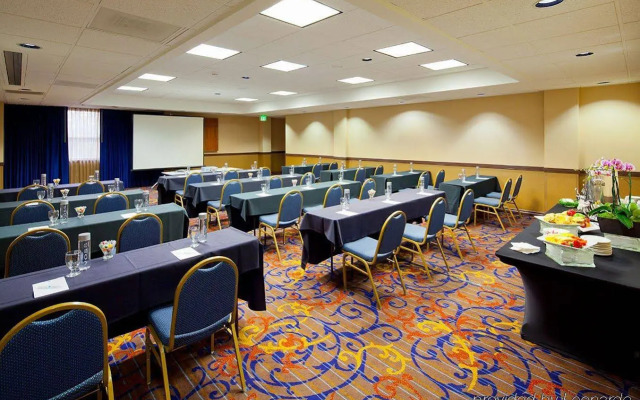 Embassy Suites by Hilton Santa Clara Silicon Valley