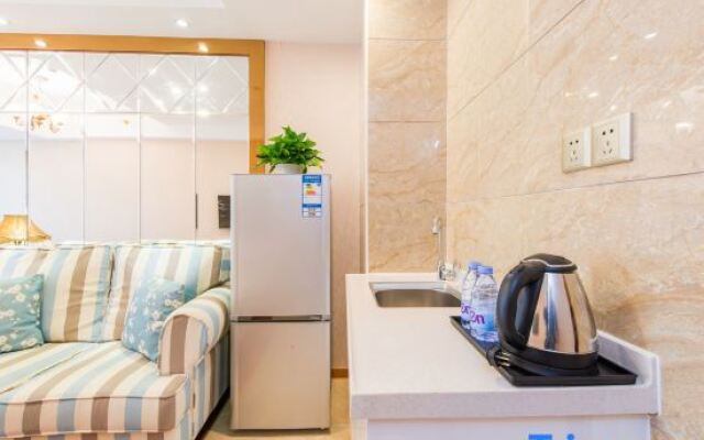 Pengcheng Apartment