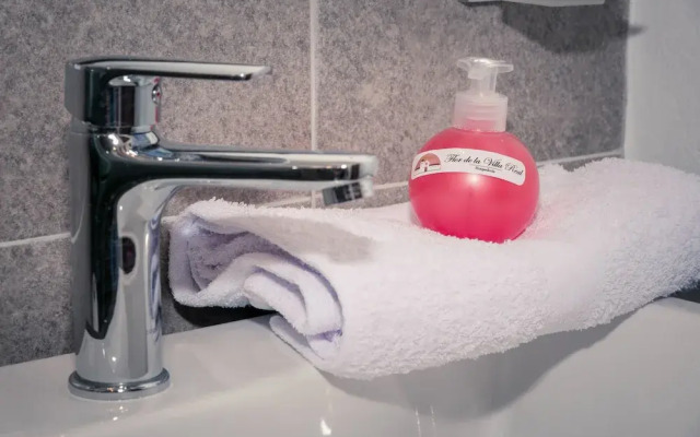 Hospedería Flor de la Villa Real