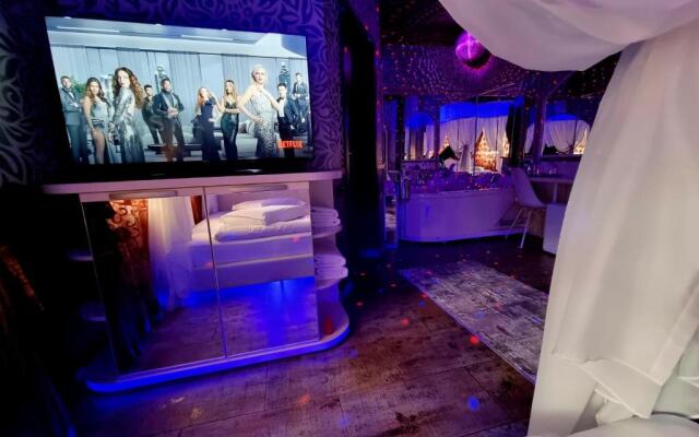 Hotel Boutique Mikaela (Adult Only)