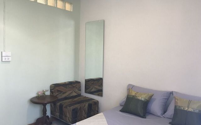 Saen Sabai Hostel