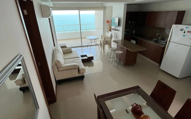 2P1-15 Apartamento frente al mar